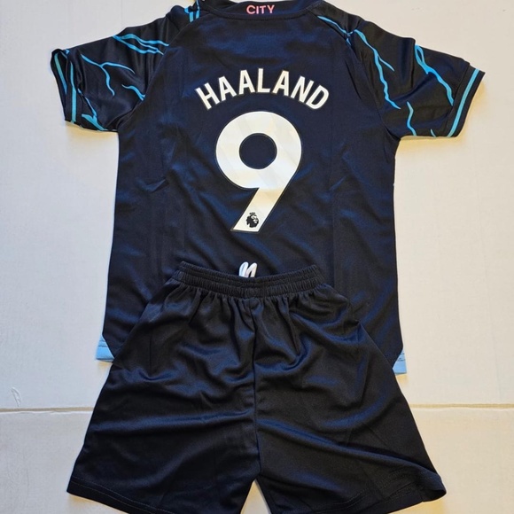 Manchester city Harland set 2 pc short and jersey - Picture 1 of 2
